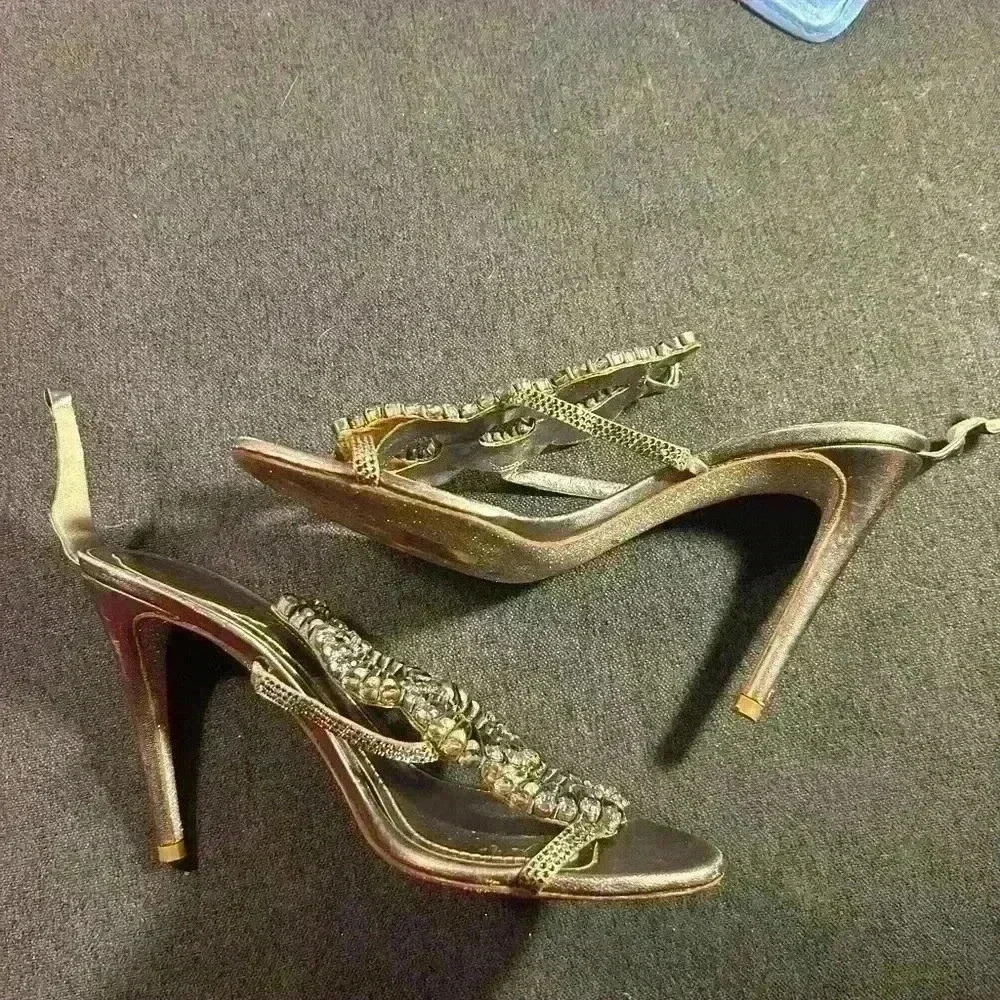 René Caovilla Vintage Crystal Embellished Stiletto Heels Size 38- damaged - Picture 9 of 9
